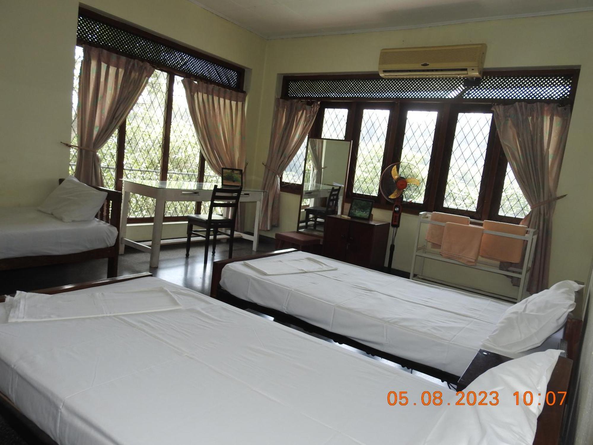 Serenity Kandy Extérieur photo